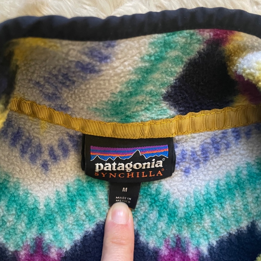 Patagonia Women’s Multicolor Synchilla Pullover Fleece Size M - Picture 4 of 5